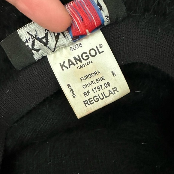 VINTAGE 90S KANGOL 'FURGORA' BLACK ANGORA FUR BUCKET HAT FALL/WINTER-Regular Fit - Picture 6 of 10